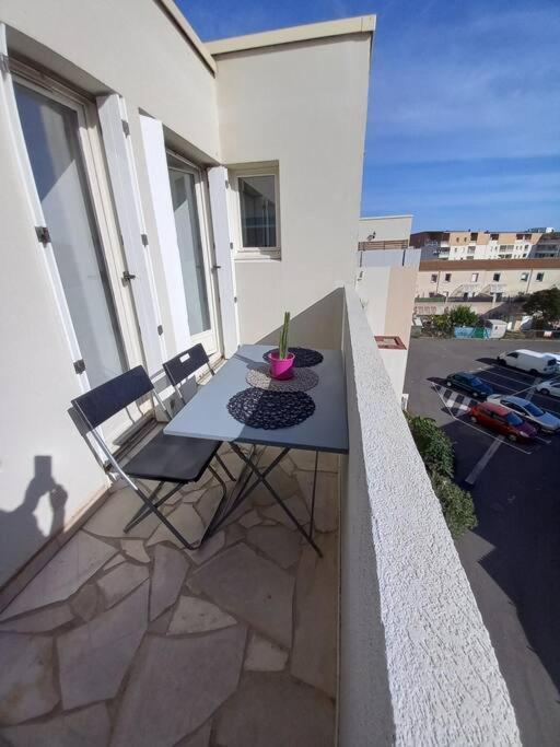 Appart 2/4 Pers Proche Centre Avec Balcon, Parking ناربون المظهر الخارجي الصورة